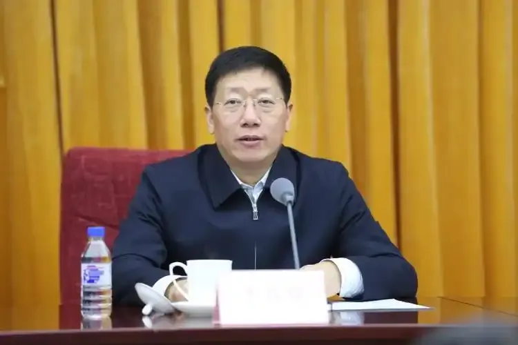 三名中管干部同日被处理，民进中央原副主席刘宽忍被开除公职_腾讯新闻