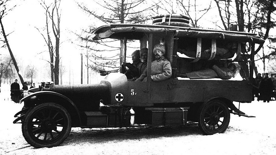最初是混乱沙俄时期的第一批军用汽车