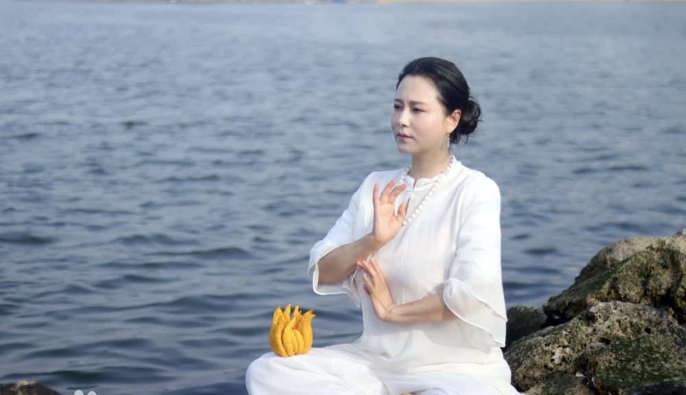 《雍正王朝》全剧最美郑春华，扮演者武晔不光长得漂亮身材也好辣_腾讯新闻