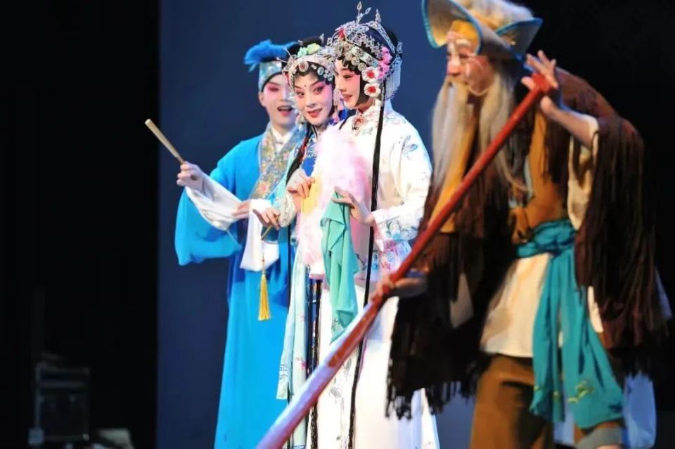 本周五，虎溪校区大剧院专场演出！_腾讯新闻