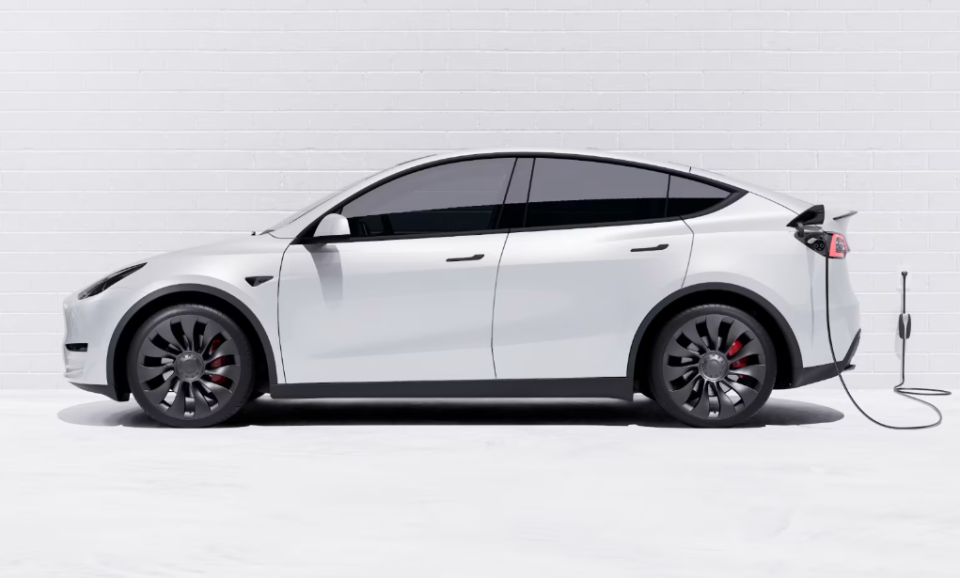 新款特斯拉modely售价调整长续航版上涨2000元