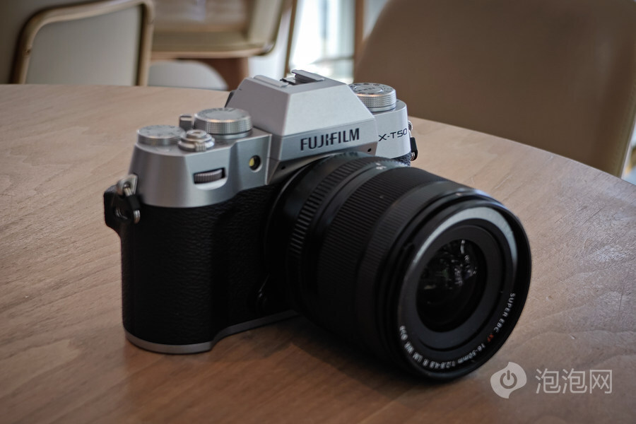 富士x-t50无反实拍体验 不仅有超轻巧机身更有7档防抖