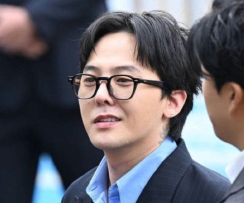 权志龙否认刻意销毁证据愿意提供腿毛接受调查将二度到警局