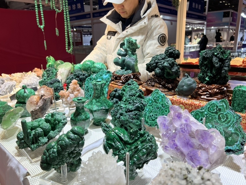 超两万平方米展区秀尖货北京国际珠宝展开幕