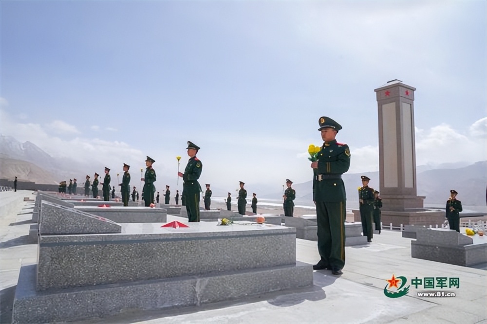 清明寄哀思,他们前往海拔4280米的康西瓦烈士陵园缅怀英烈_腾讯新闻