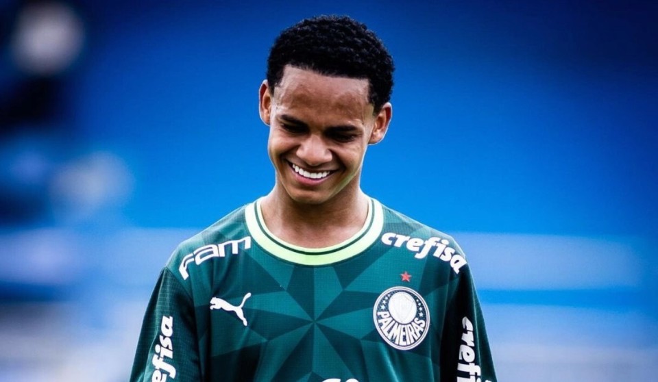 安莎社:三名帕尔梅拉斯新星被推荐给国米