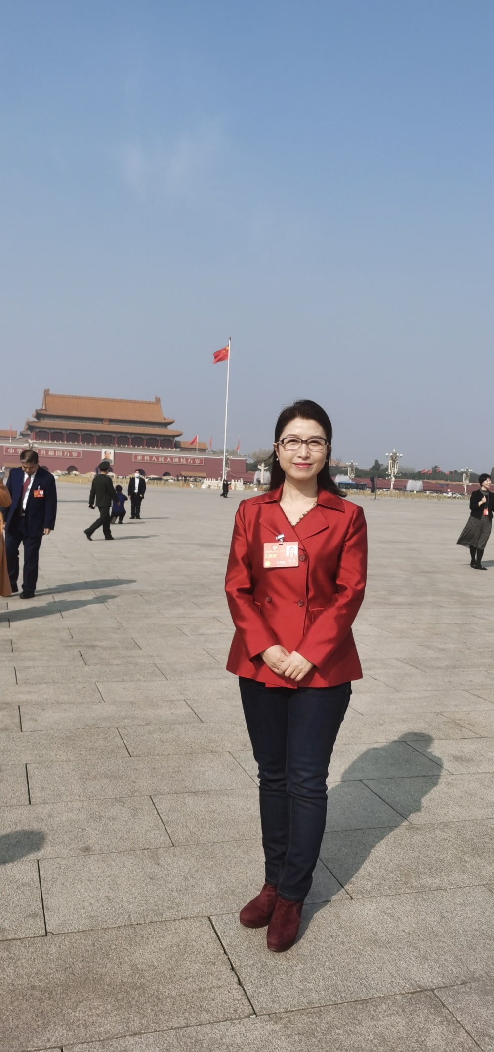 全国政协委员刘媛媛:在乡村建设专职文艺队,推动民族文化现代化_腾讯