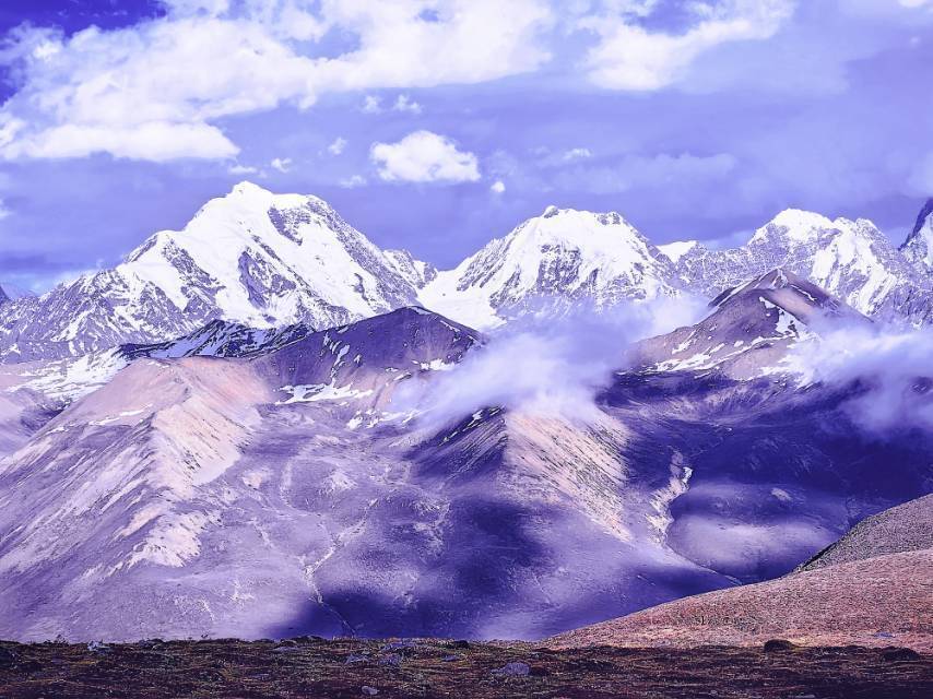 蜀山之王贡嘎雪山