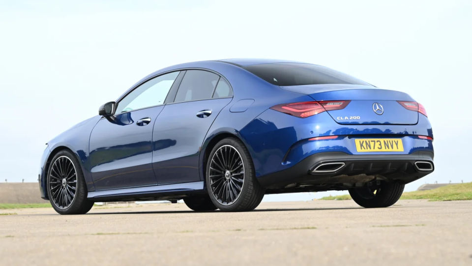 依旧运动时尚,新款奔驰cla实车图发布_腾讯新闻