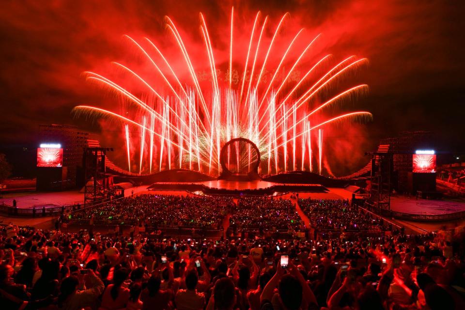 满城烟花等你来第十五届中国浏阳国际花炮文化节开幕