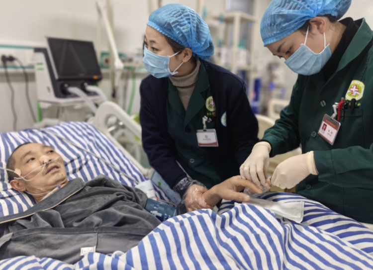 重庆巫溪县多学科联合救治让患者转危为安