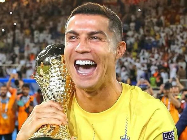 完美主义前利雅得胜利主帅明着内涵c罗把友谊赛当欧冠冠军庆祝