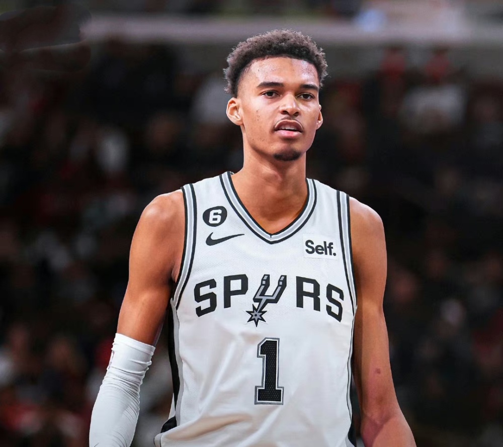 文班亚马总决赛0-3结束欧洲联赛之旅即将登陆nba,马刺已做好一切准备