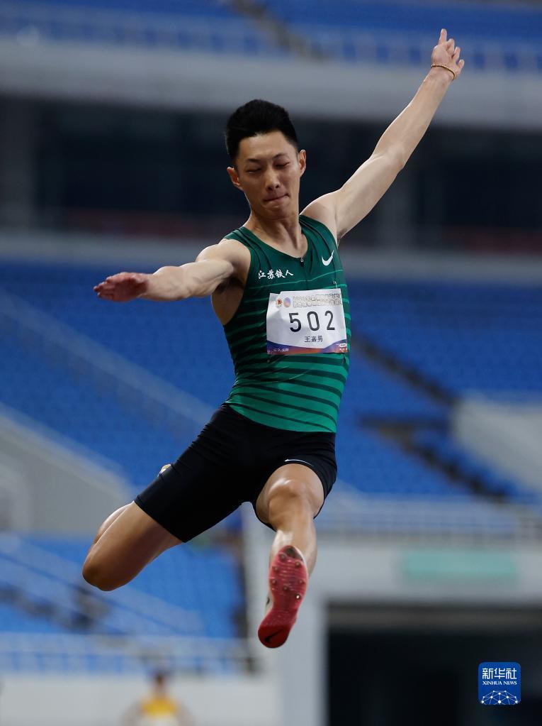 田径全国冠军赛男子跳远赛况