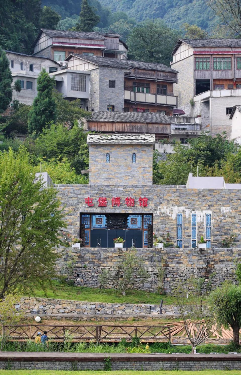 安顺云峰屯堡文化风景区图片