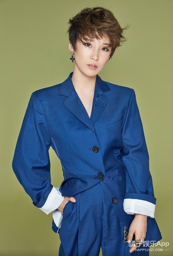 印象中谢楠好像都是短发诶?长发的样子太美啦