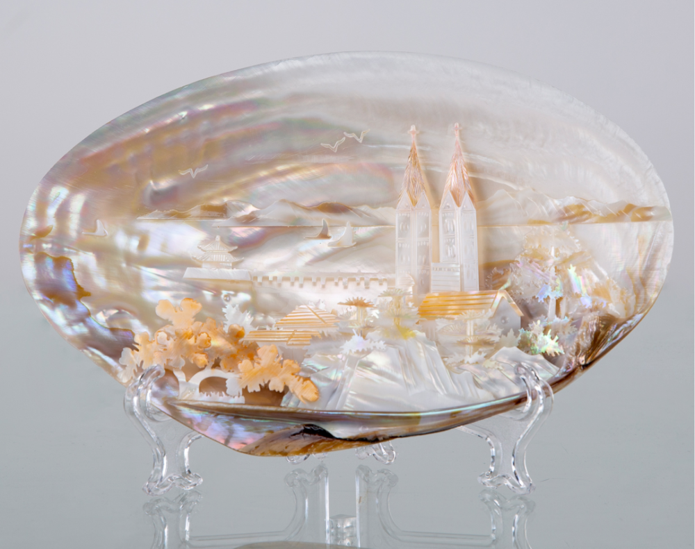 记载海洋文明的精美民间传统工艺——青岛贝雕