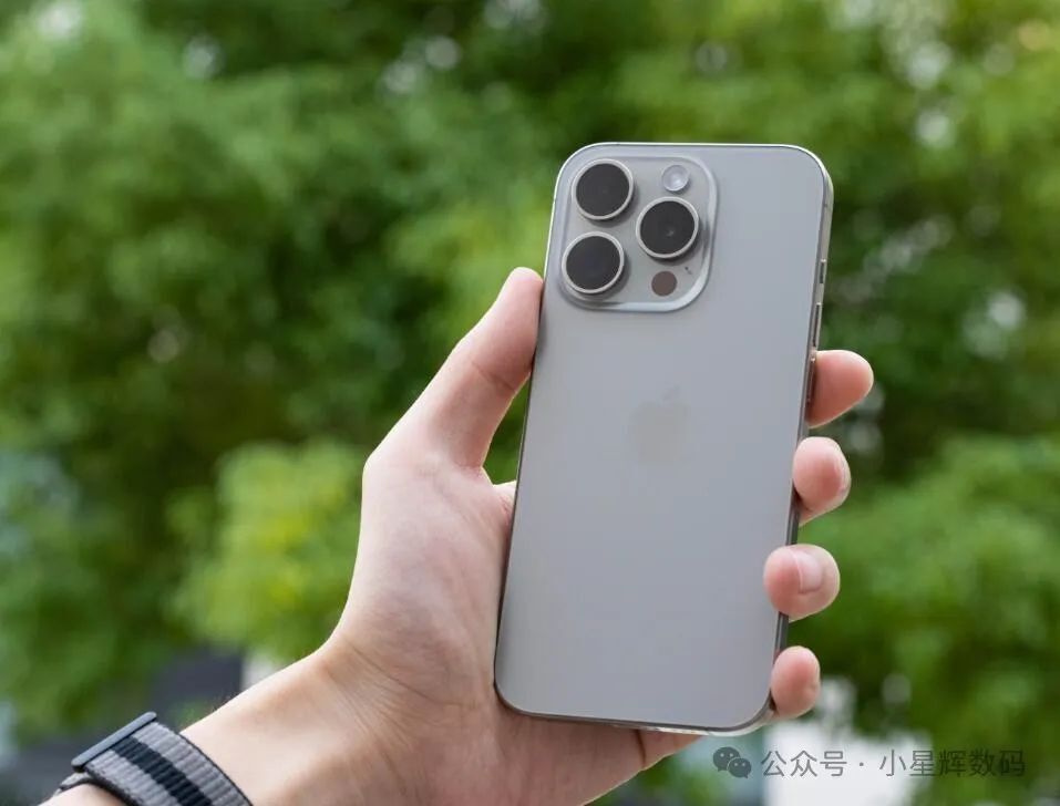 512gb降幅高达2404元,iphone 15 pro大跳水,体验出色的小屏手机