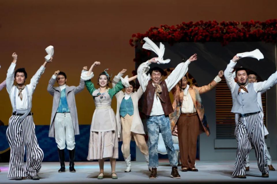 首演报道|《一仆二主》"喜大普奔",国家大剧院喜剧上新