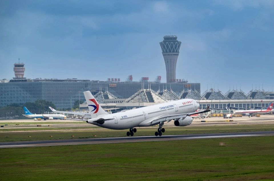 海南机场集团夏秋航季预计执行航班超258万架次