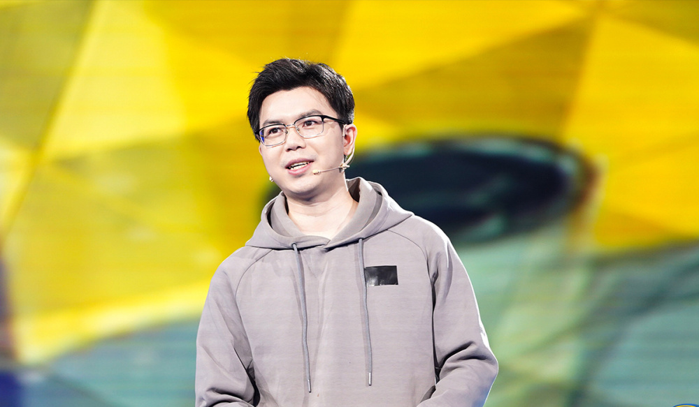 前华为"天才少年"稚晖君公布首款人形机器人,成本价不到20万元|钛媒体