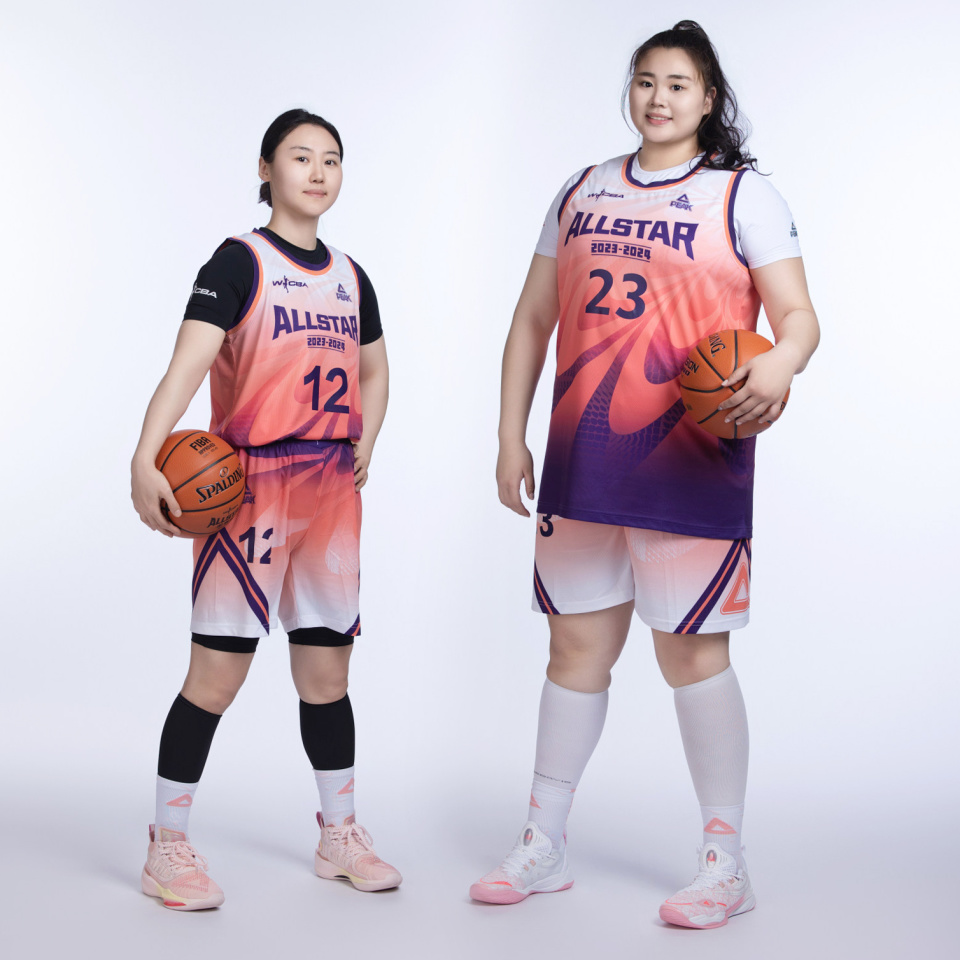 武桐桐对刘禹彤的期望很高她仍有进步空间希望她可以再瘦一点