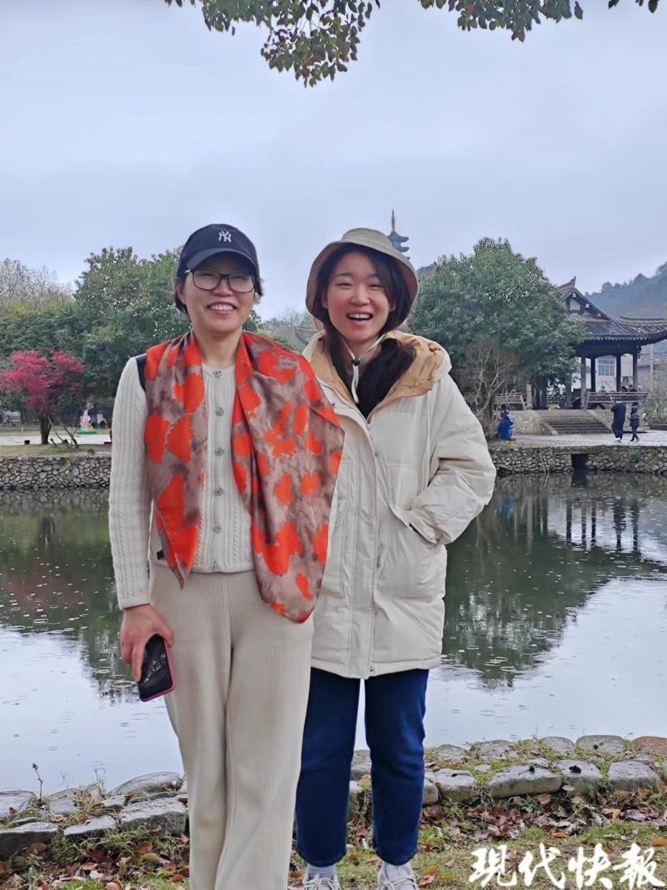 列车上男子突发疾病，母女医者不约而同伸出援手_腾讯新闻