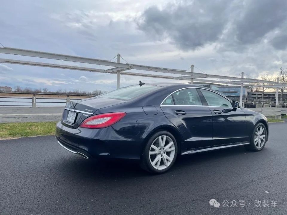 从绅士变成暴徒的奔驰cls 550,这才是年轻人该有的样子_腾讯新闻