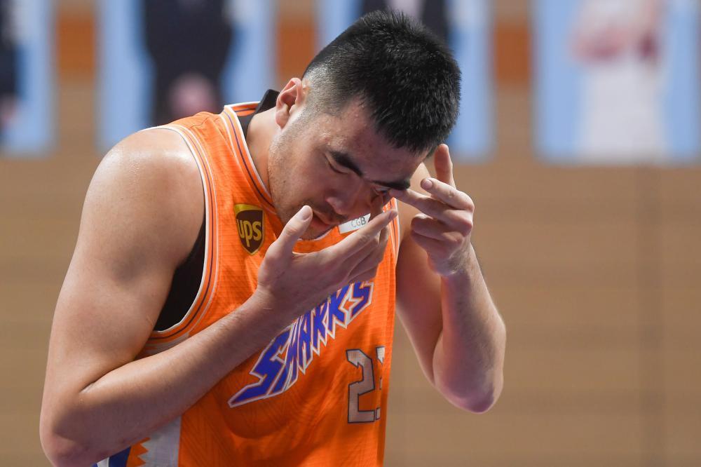 虽没能成为下一个姚明,但张兆旭的职业精神是留给cba的宝贵财富_腾讯