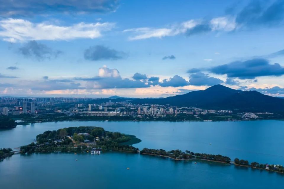 别只盯着西湖，东、南、北湖也很好看_腾讯新闻