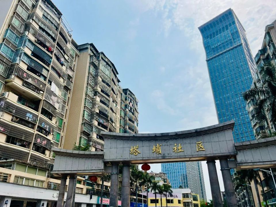让我们把目光聚焦到厦门本岛东部,莲前街道塔埔社区.