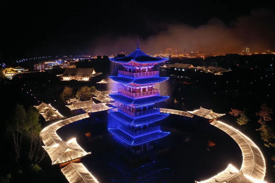 咔嚓!来看光影下的长白县城