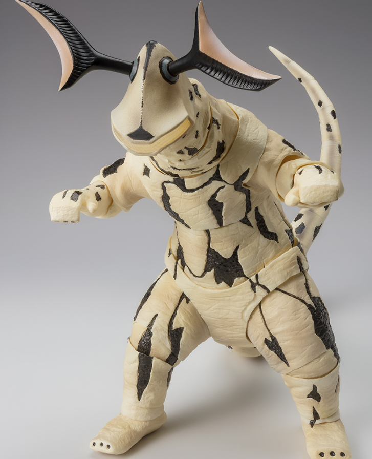 奥特曼:艾雷王shf手办官图公开 尾巴才是本体的超级大萌物_腾讯新闻