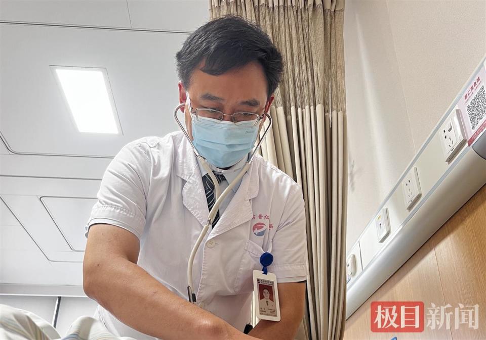 78岁张奶奶因隔夜外卖致脑梗死，医生详解