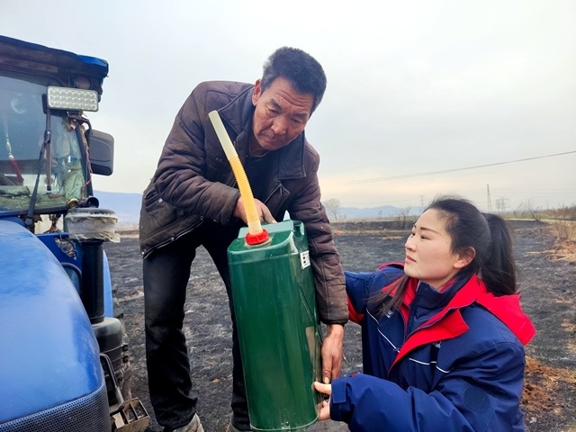 中国石化河南石油分公司:保春耕用油 浇灌中原丰景_腾讯新闻