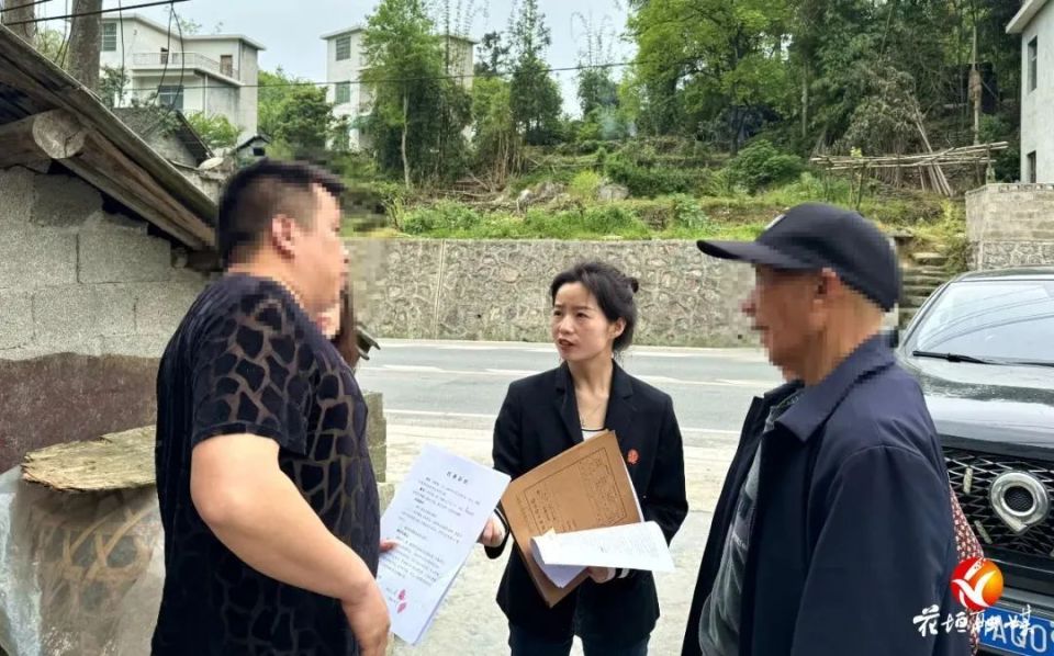 【以案释法】花垣县人民法院边城法庭为6名员工追回劳动报酬37350元