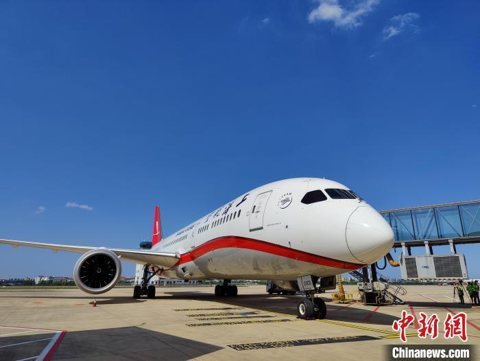 中国东航开通宁波首条直达布达佩斯洲际往返航线_腾讯新闻