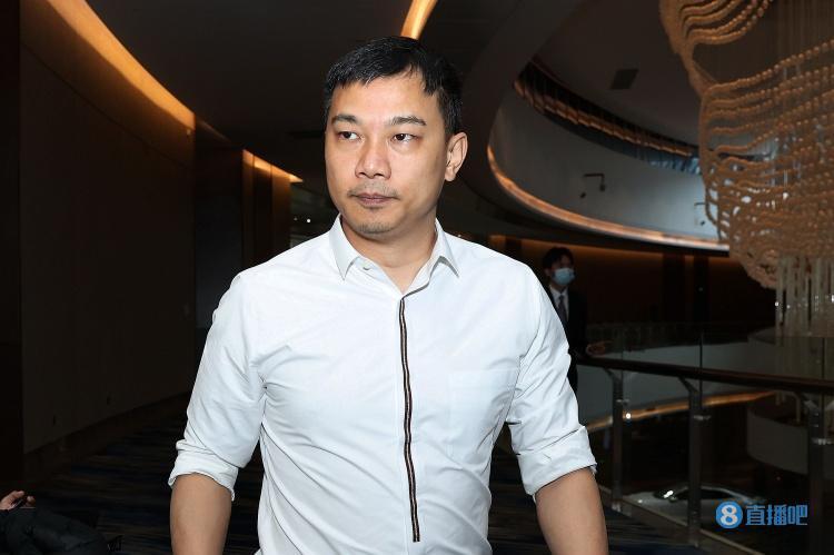 官方:原广州富力俱乐部董事长黄盛华任陕西长安联合董事长_腾讯新闻