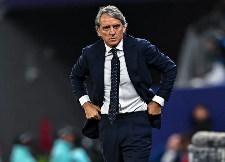 曼奇尼:英格兰目前有很多优秀球员,该展示实力并赢得冠军了