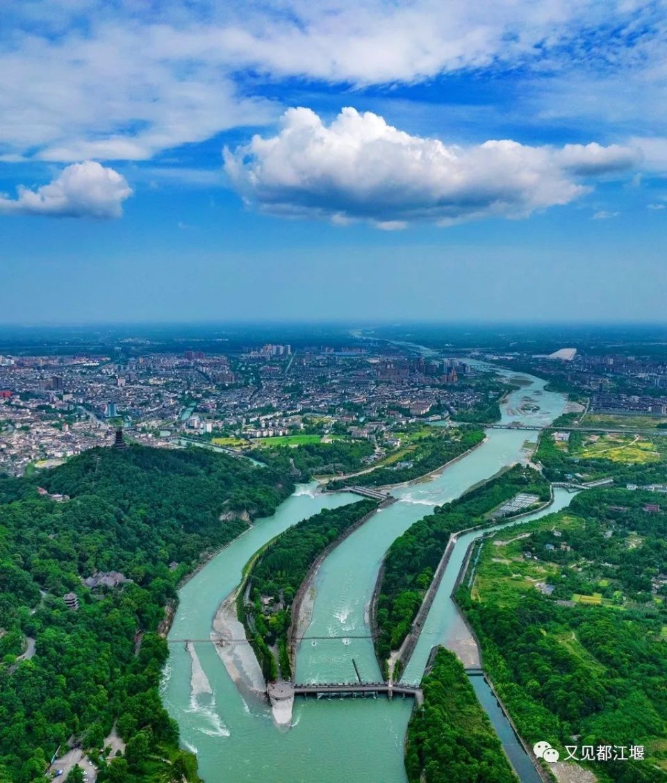 都江堰景区海拔图片