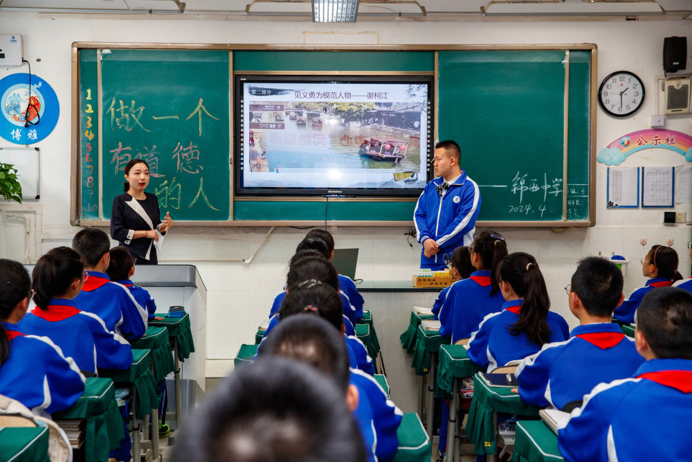 成都市锦西中学图片