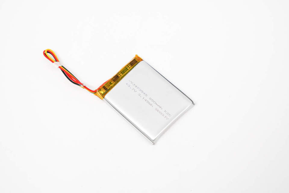 轻盈设计应用灵活言九电子推出yj473545软包电芯