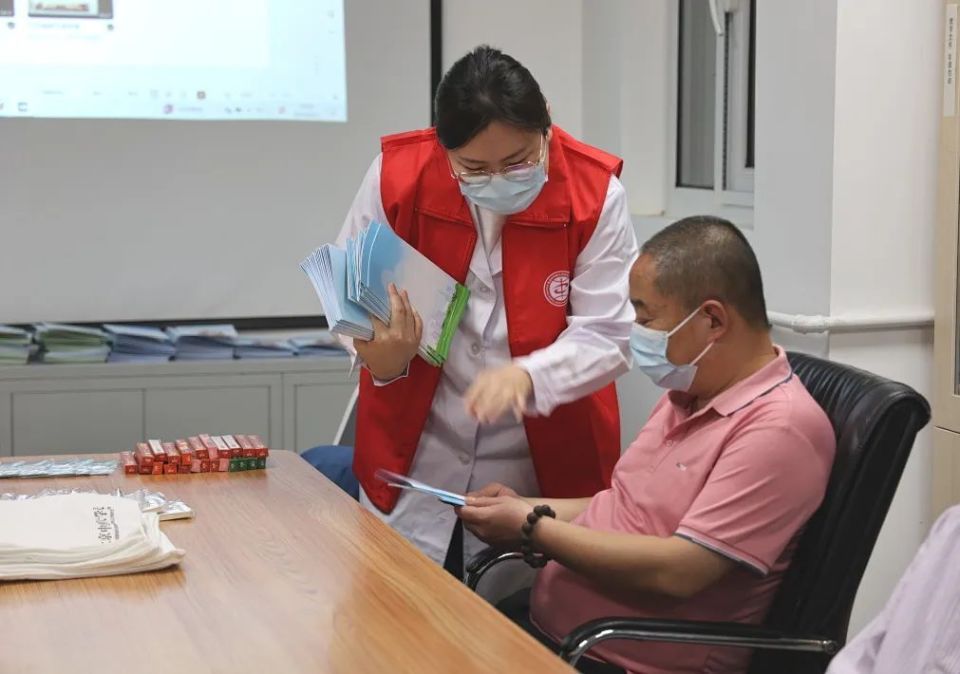 "普及抗癌健康知识,夯实医务社工服务"——东直门医院举办血液肿瘤健