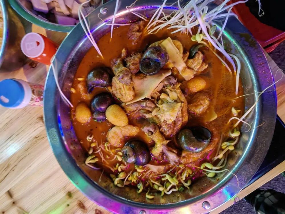 赶不上淄博烧烤？快来尝尝良庆美食！(淄博良乡小区)