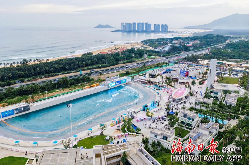 从等浪到造浪，万宁日月湾如何乘风破“浪”？_腾讯新闻
