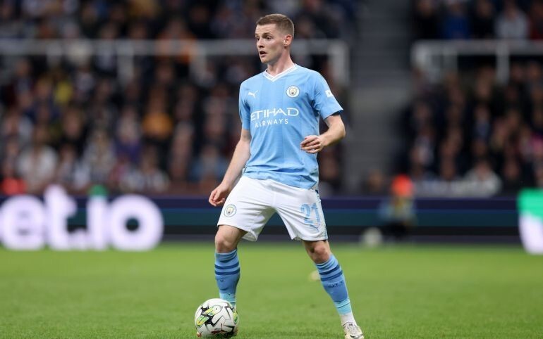 ta跟队埃切韦里转会费约2000万欧戈麦斯可能冬窗离队