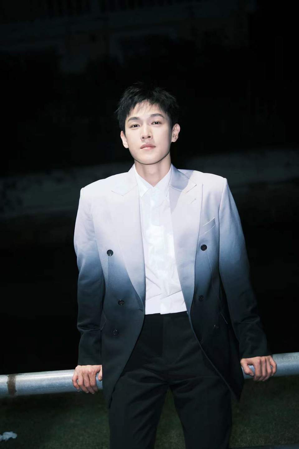 李昀锐:我是个行动派,做比想更重要丨人物_腾讯新闻