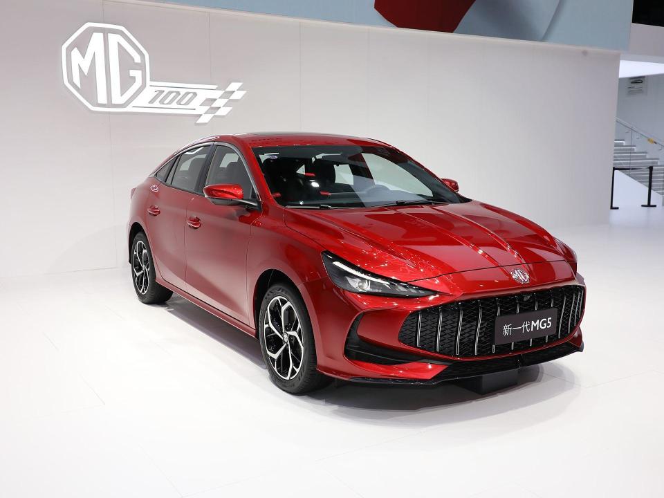 外观设计更加犀利,新款上汽名爵mg5成都车展亮相