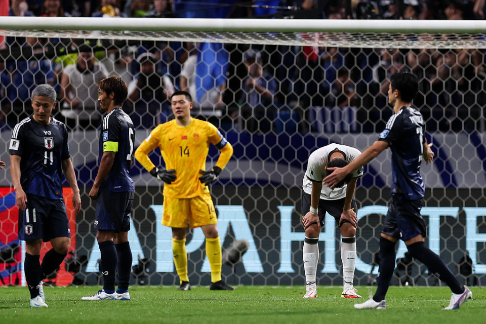 641