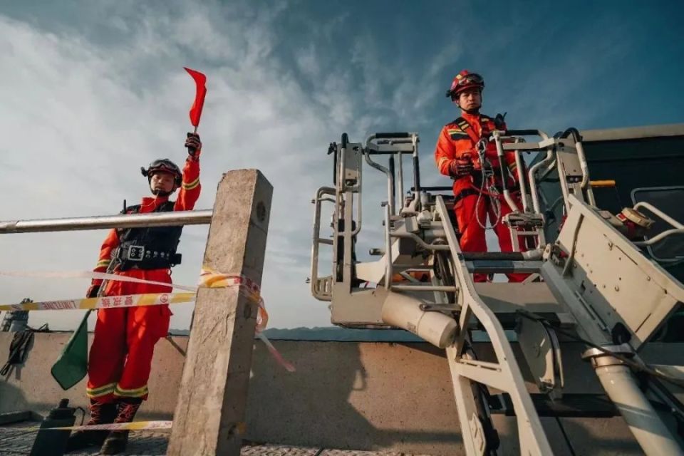 杭州消防圆满完成"应急使命·2024"防汛防台风演习